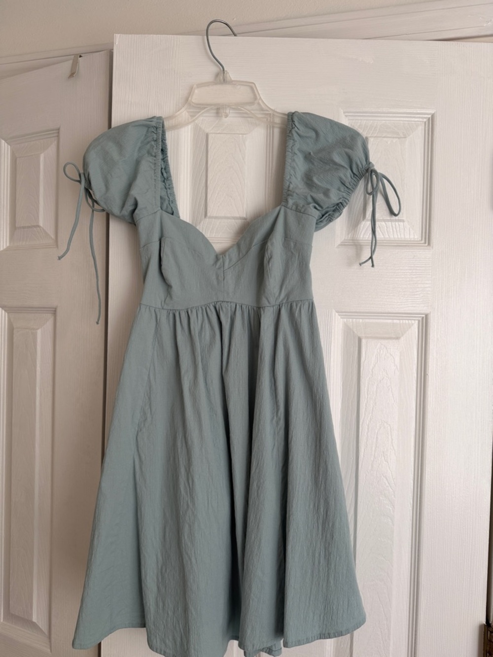 Sage Puff-Sleeve Sweetheart Dress